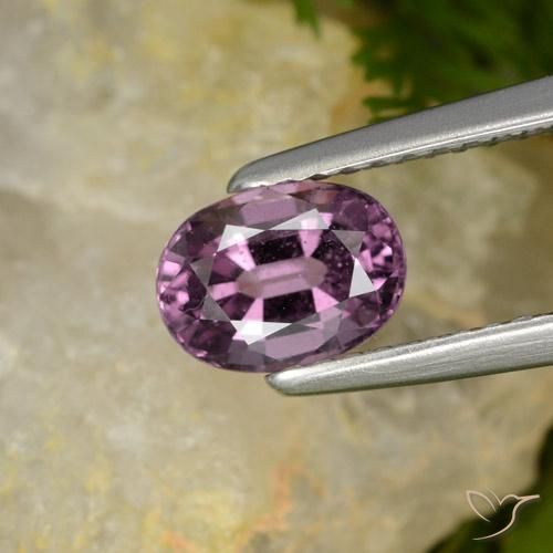 1.05ct Natural Malva púrpura oscuro espinela, Ovalada, VS-SI
