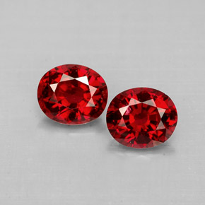 Gemas de espinela rojo natural de  ct, corte óvalo, VS
