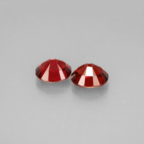 Gemas de espinela rojo natural de  ct, corte óvalo, VS