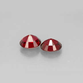 Gemas de espinela rojo natural de  ct, corte óvalo, VS