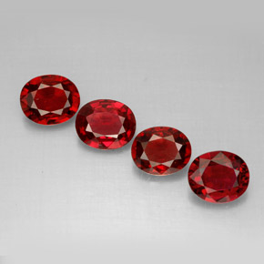 Gemas de espinela rojo natural de  ct, corte óvalo, VS