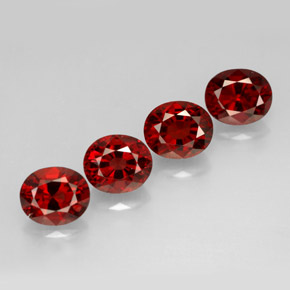 Gemas de espinela rojo natural de  ct, corte óvalo, VS