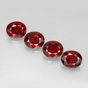 Gemas de espinela rojo natural de  ct, corte óvalo, VS