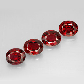 Gemas de espinela rojo natural de  ct, corte óvalo, VS
