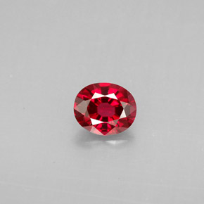 Espinela rojo natural de 0,62 ct, corte óvalo, VS