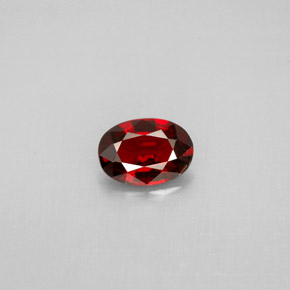 Espinela  natural de 0,63 ct, corte óvalo, VVS