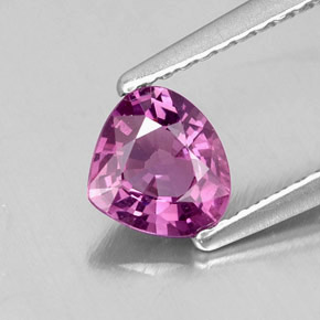 Espinela violeta natural de 0,68 ct, en forma de pera, VVS