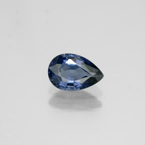 Espinela azul natural de 0,56 ct, en forma de pera, VVS-VS