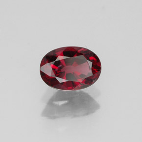 Espinela rojo natural de 0,80 ct, corte óvalo, VS