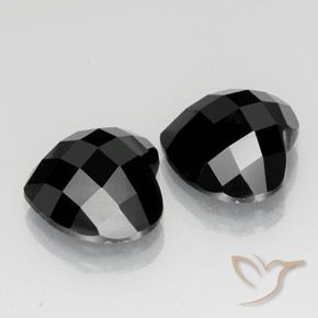 Gemas de Espinela Negro natural de 14.51 ct, Corazón, Opaco