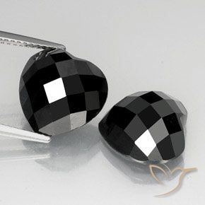 13.98ctw Natural Negro Espinela, Corazón, Opaco