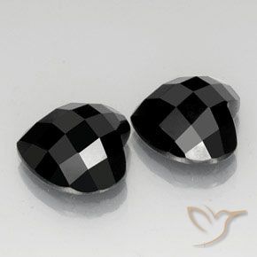 Gemas de Espinela Negro natural de 12.97 ct, Corazón, Opaco