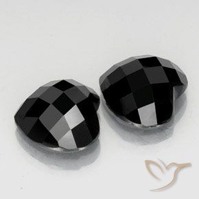 Gemas de Espinela Negro natural de 14.04 ct, Corazón, Opaco
