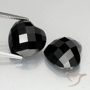 13.94ctw Natural Negro Espinela, Corazón, Opaco