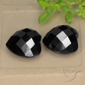 Gemas de Espinela Negro natural de 13.93 ct, Corazón, Opaco