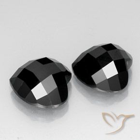 Gemas de Espinela Negro natural de 14.00 ct, Corazón, Opaco