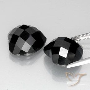 Gemas de Espinela Negro natural de 14.00 ct, Corazón, Opaco