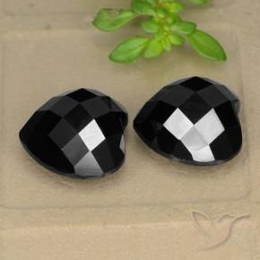 Gemas de Espinela Negro natural de 13.94 ct, Corazón, Opaco