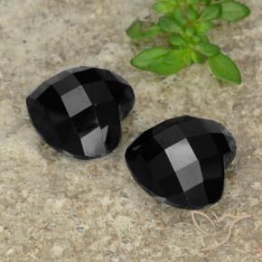 Gemas de Espinela Negro natural de 14.00 ct, Corazón, Opaco