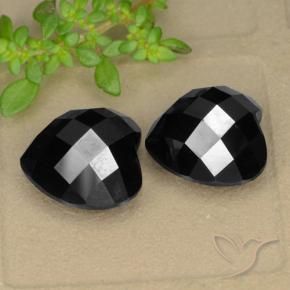 Gemas de Espinela Negro natural de 13.85 ct, Corazón, Opaco