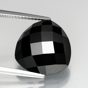 Espinela negro natural de 11,46 ct, trillón, opaco
