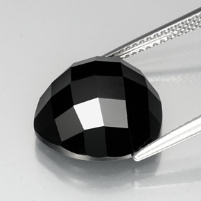 Espinela negro natural de 11,46 ct, trillón, opaco