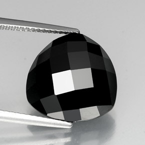 Espinela negro natural de 10,65 ct, trillón, opaco