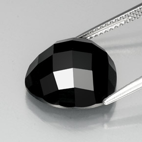 Espinela negro natural de 10,65 ct, trillón, opaco