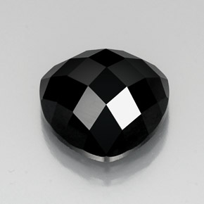 Espinela negro natural de 11,37 ct, trillón, opaco