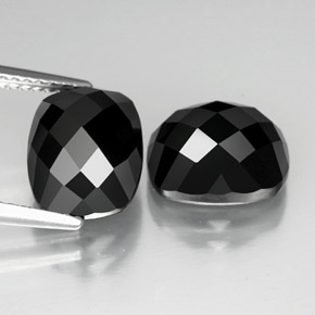 Gemas de espinela negro natural de  ct, corte cojín, opaco