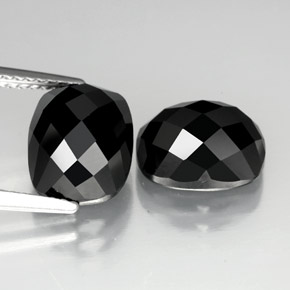 Gemas de espinela negro natural de  ct, corte cojín, opaco
