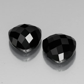 Gemas de espinela negro natural de  ct, trillón, opaco