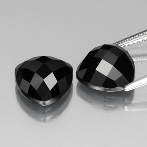 Gemas de espinela negro natural de  ct, trillón, opaco