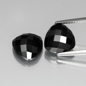 Gemas de espinela negro natural de 8,33 ct, trillón, opaco
