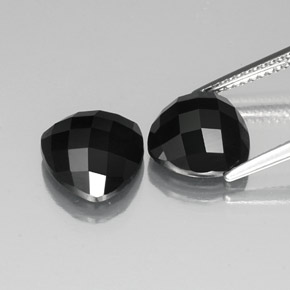 Gemas de espinela negro natural de 8,33 ct, trillón, opaco
