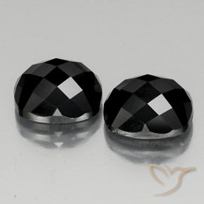 Gemas de Espinela Negro natural de 14.50 ct, Forma Cojín, Opaco