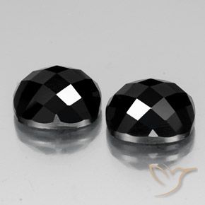Gemas de Espinela Negro natural de 14.50 ct, Forma Cojín, Opaco