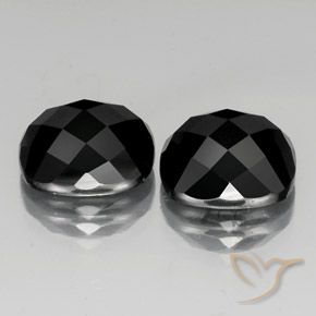 Gemas de Espinela Negro natural de 14.42 ct, Forma Cojín, Opaco