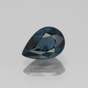 Espinela azul natural de 1,38 ct, en forma de pera, VVS