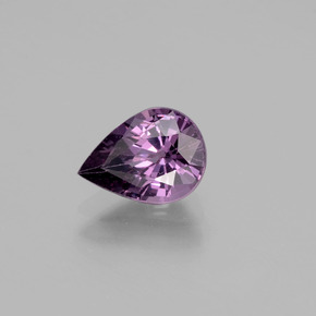 Espinela Púrpura oscuro medio natural de 1.33 ct, En forma de pera, VS