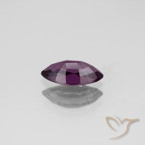 Espinela Púrpura medio natural de 0.98 ct, Marquesa, VS