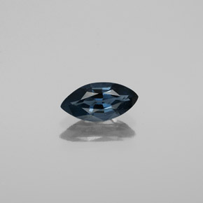 Espinela azul natural de 0,88 ct, marquesa, VS
