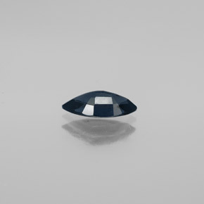 Espinela azul natural de 0,88 ct, marquesa, VS