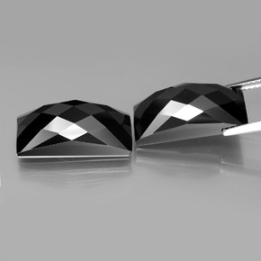 Gemas de espinela negro natural de 25,25 ct, baguette, opaco