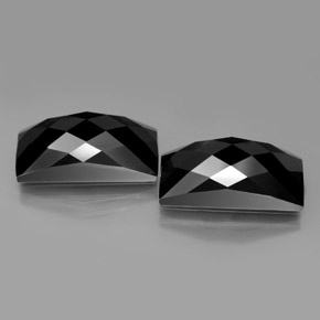 Gemas de espinela negro natural de 25,01 ct, baguette, opaco