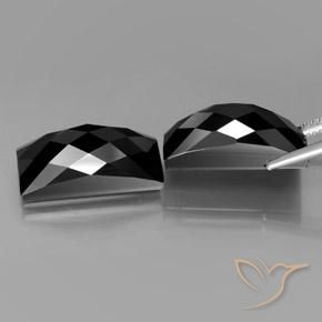 Gemas de Espinela Negro natural de 24.87 ct, Corte Baguette, Opaco