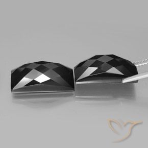 Gemas de Espinela Negro natural de 25.34 ct, Corte Baguette, Opaco
