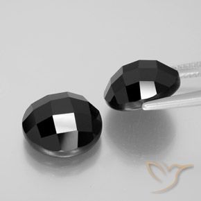 Gemas de Espinela Negro natural de 14.22 ct, Redondo, Opaco