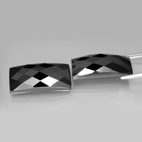 Gemas de espinela negro natural de 24,71 ct, baguette, opaco