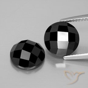 9.76ctw Natural Negro Espinela, Redondo, Opaco